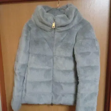 HERNO 에코퍼 라이트 그레이 다운 자켓