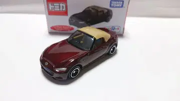 토이저러스 토미카 마쓰다 로드스터 35주년 기념차 디자인 컬러 사양