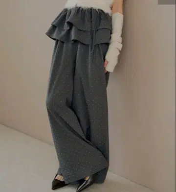 [택 포함 새상품] 큐빅 루즈 슬랙스 팬츠 Chico