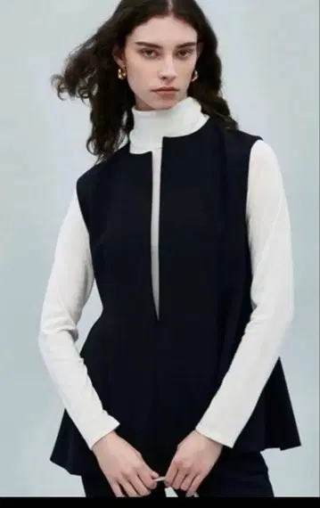 새상품급 미라 오웬 페플럼 베스트 터틀 팬츠 3점 SET 셋업