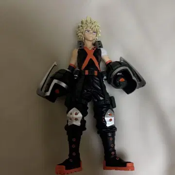 제일복권 나의 히어로 아카데미아 -동료- B상 바쿠고 카츠키 피규어