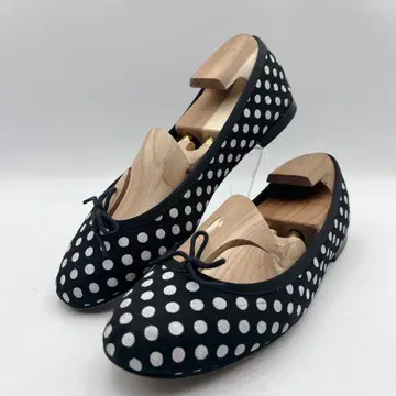 스테디셀러 레페토 샌드리옹 발레 슈즈 도트 무늬 37.5 블랙