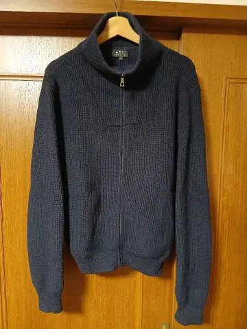 A.P.C. 네이비 지퍼 스웨터 L