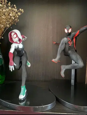 스파이더맨 피규어 스파이더버스 Luminasta