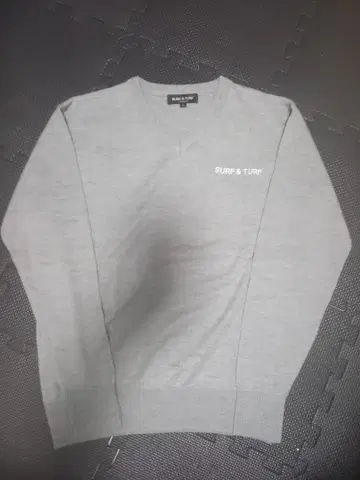SURF & TURF 그레이 V넥 스웨터 L 사이즈