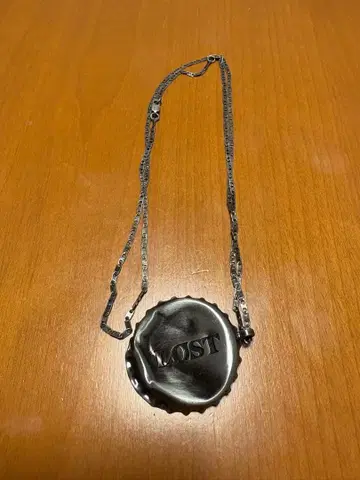 요네즈켄시 왕관 목걸이 JUNK 투어 굿즈