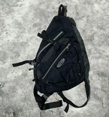 아웃라이드 슬링백 y2k 노움코어 시티 블랙