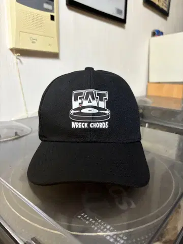 FAT Wreck Chords 블랙 야구 모자