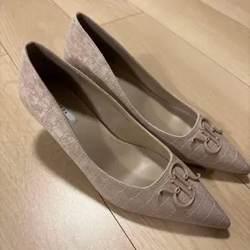 RANDA 베이지 스틸레토 펌프스 245