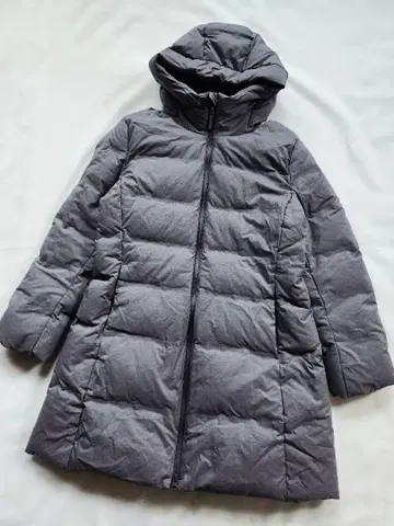 유니클로 빅 사이즈 XL 심리스 다운 숏코트 그레이