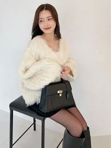 스나이델 디자인 니트 가디건 새상품급