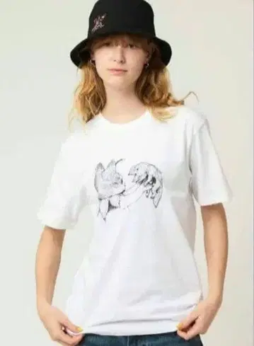 미개봉 새상품 스트레인저 싱스 히구치 유코 T셔츠 L사이즈