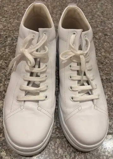 캠퍼 스니커즈 39