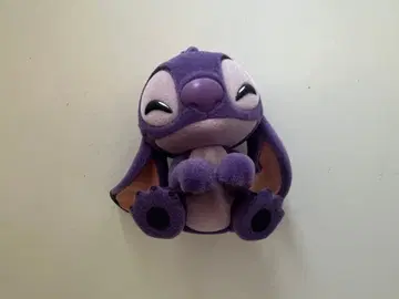 POP MART 팝마트 스티치 피규어