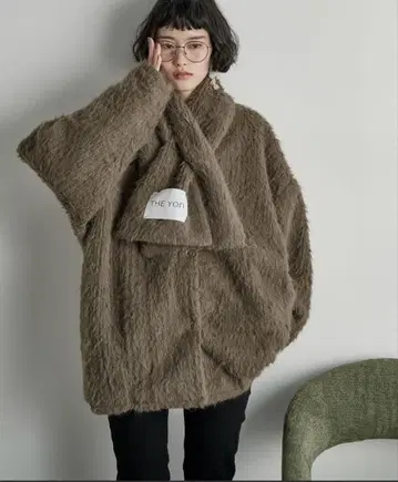 THE YOn 스톨 세트 헤어리 샤기 노카라 미들 코트