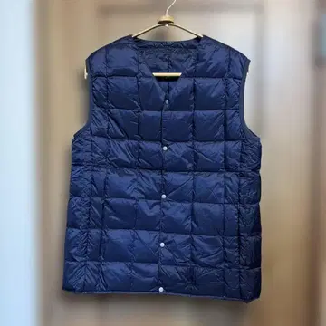 [ 새상품급 ] TAION 네이비 다운 베스트 M