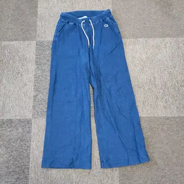 챔피온 리버스 위브 맨투맨 와이드 팬츠 데님풍 M 사이즈