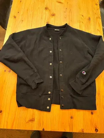 별주 챔피온 맨투맨 가디건?