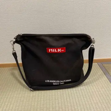 [ 새상품급 ] 밀크페도 숄더백