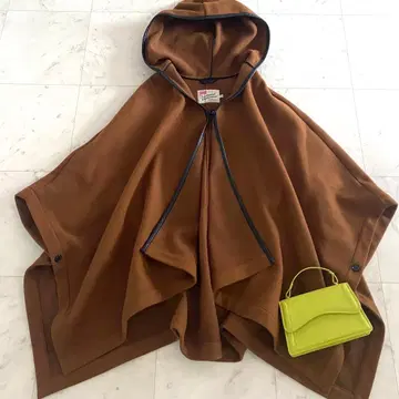 새상품급 트래디셔널 웨더웨어 모페즈 후드 판초 코트 브라운 F