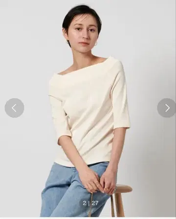 UNITED ARROWS 스쿱넥 하프 슬리브 티셔츠