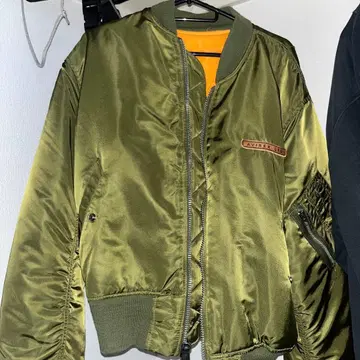 AVIREX USA MA-1 플라이트 자켓