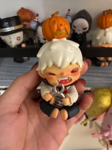 히로노 씨의 피규어입니다