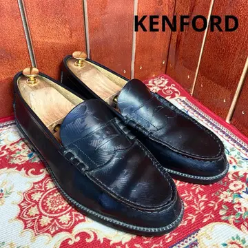 더 켄포드 파인슈즈 엠보 코인 로퍼 블랙