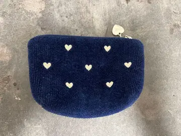네이비 하트 자수 파우치