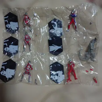 울트라맨 모션 피규어 울트라맨 시리즈 탄생 40주년 반프레스토