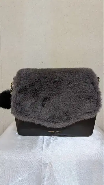 사만다 타바사 쁘띠 초이스 인조 모피 숄더백