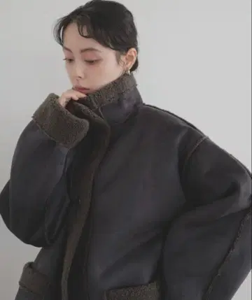 [ 완판템 ] LEAN 무스탕 코트 보아 코트 차콜 그레이