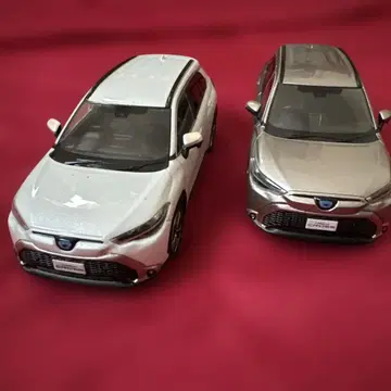 도요타 코롤라 크로스 미니카 2종