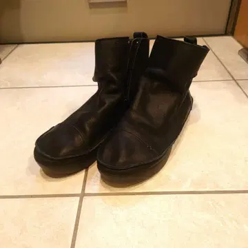 블랙 가죽 숏부츠