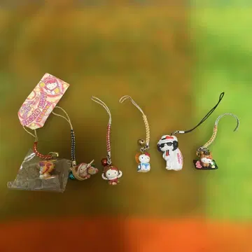 헬로키티 지역 한정 끈 세트 산리오 레트로