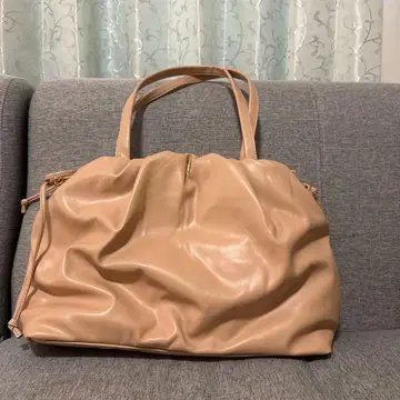 베이지 숄더백 VICTORIA'S SECRET