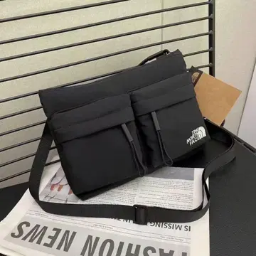 THE NORTH FACE 블랙 숄더백