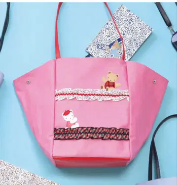 [ familiar ] 2023 봄의 패밀리아 쇼. 토트백.