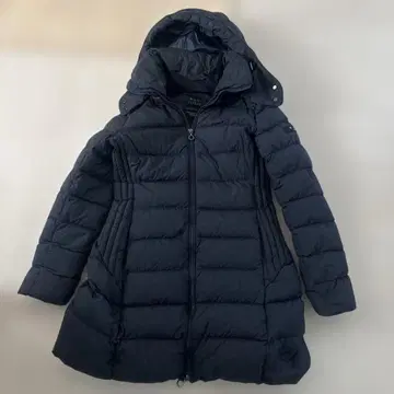 새상품급 TATRAS 폴리테아마 네이비 다운 자켓 후드 부착