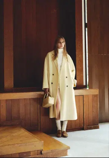 the toe Bernauer Coat yellow