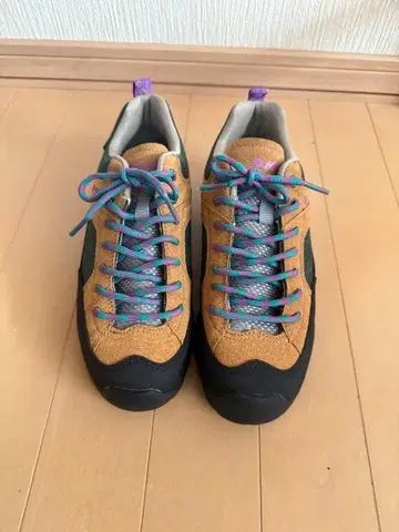 하이킹용 스니커즈 스웨이드 그린/브라운