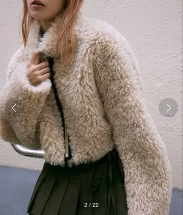 SLY 라이트 크롭 보아 자켓