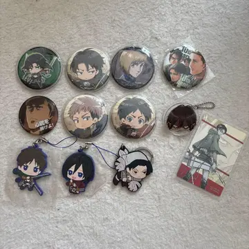 진격의 거인 캔뱃지 키링