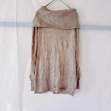 새상품급 LOFT 오프숄더 긴팔 상의 [XS] 베이지 니트