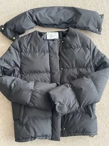 새상품급 OPAQUE.CLIP 다운 사이즈 L 40 블랙