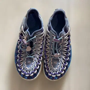 KEEN 뜨개질 디자인 스니커즈