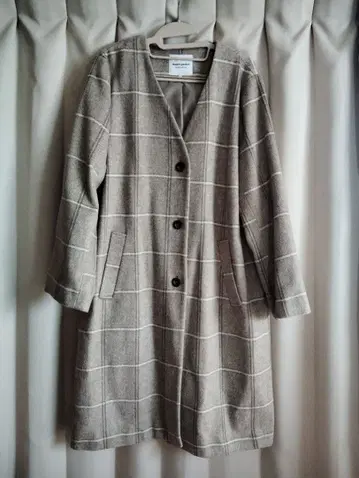 앙즈 포켓 체크 무늬 롱 코트