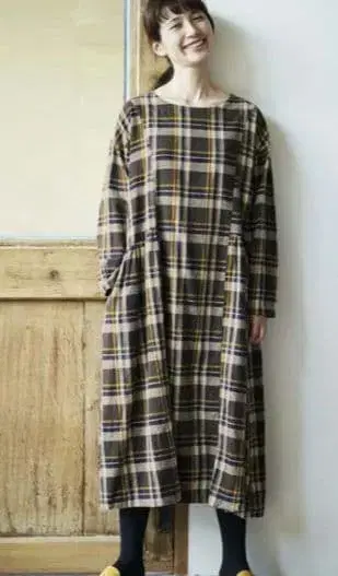 새상품 써니클라우드 체크 원피스