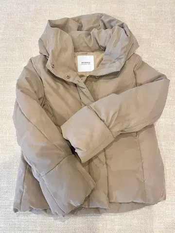 STUDIOS 숏 다운 자켓