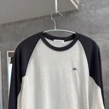 MAISON SPECIAL 래글런 슬리브 T셔츠 셰어 셔츠